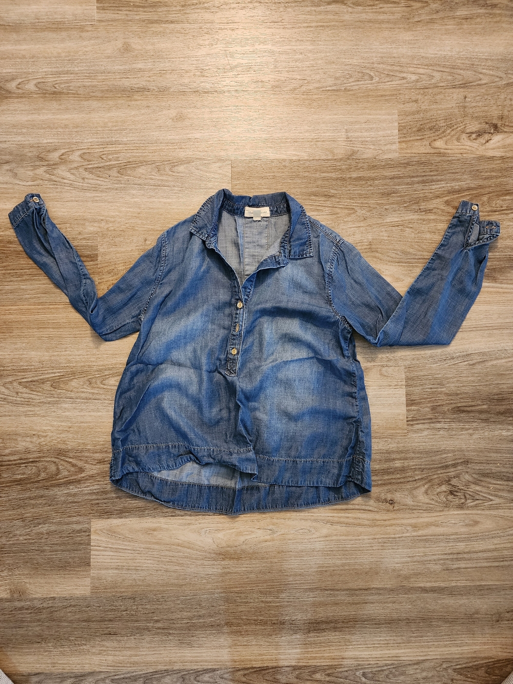 cloth & stone Washed Blue Denim-Style Pullover Button Down Shirt